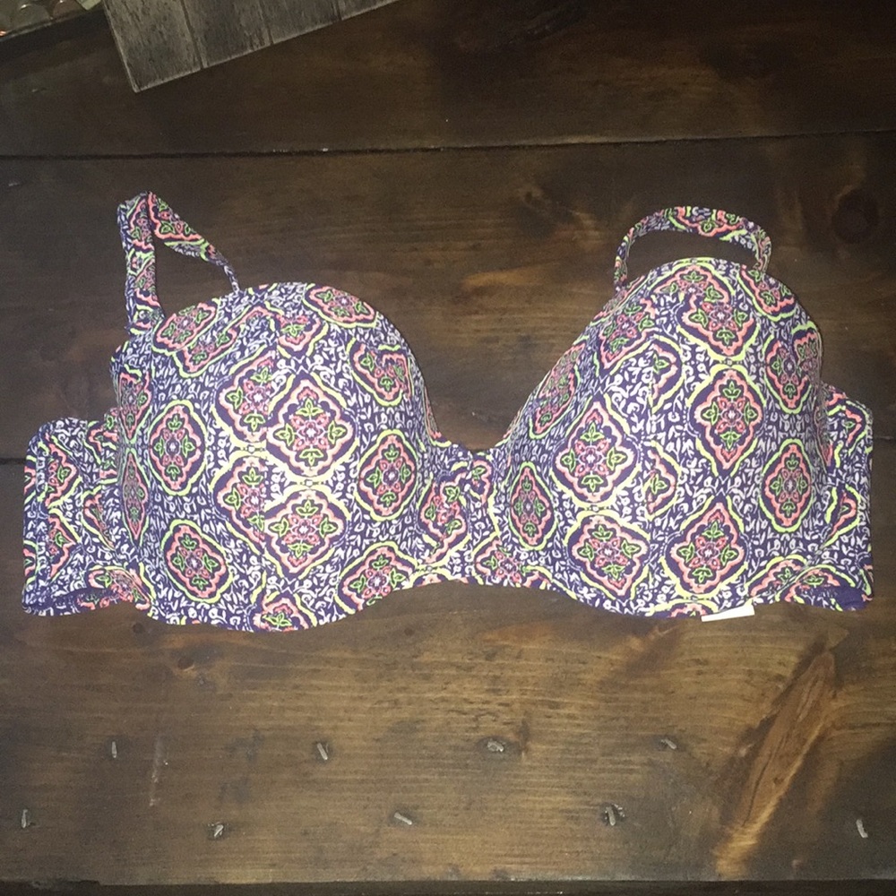 Bikini top